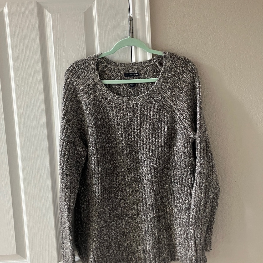 Soft American Eagle knit sweater